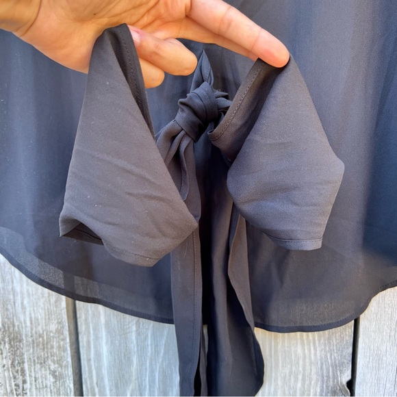 Badgley Mischka black ruffle short sleeve bowtie sash layered lined flowy blouse - Picture 7 of 15